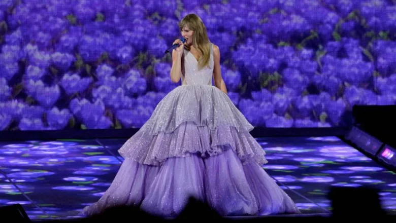Taylor Swift Surprises Fans As She Sings ‘Speak Now’ Vault Track ‘Timeless’ Live in Denver